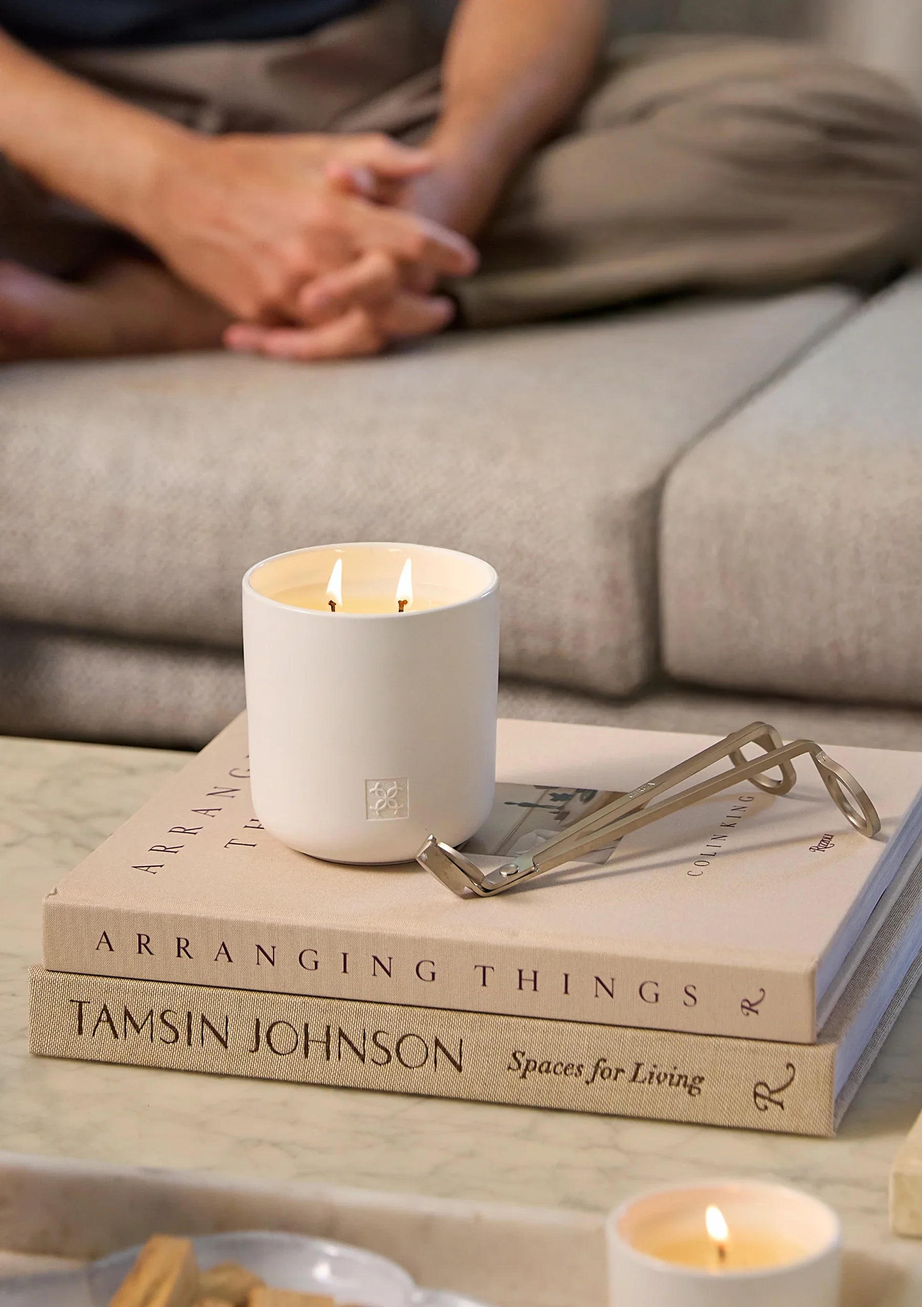 Circa Candle 350g | Jasmine & Magnolia