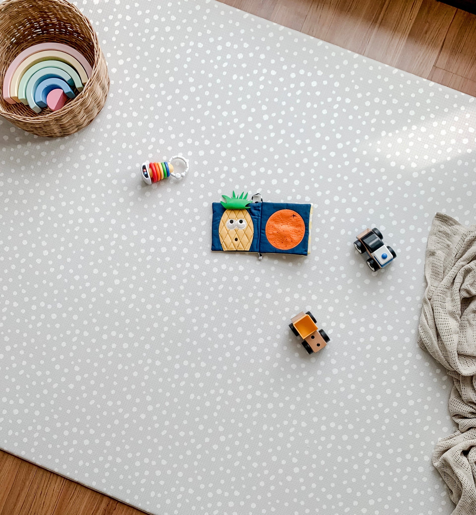 Gingerbubs Play Mat Speckled Ash Grey - Large 2.0 x 1.4m