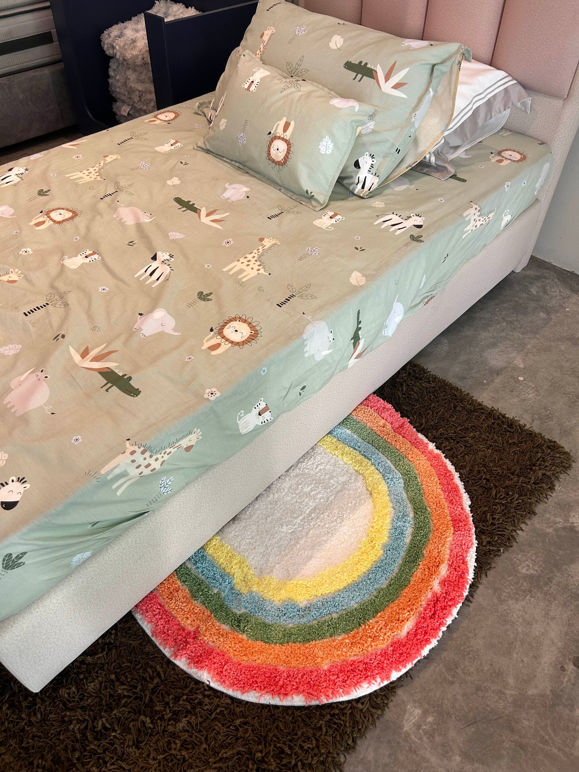 Kids Rainbow Rug with Anti Slip Backing - 50x80cm