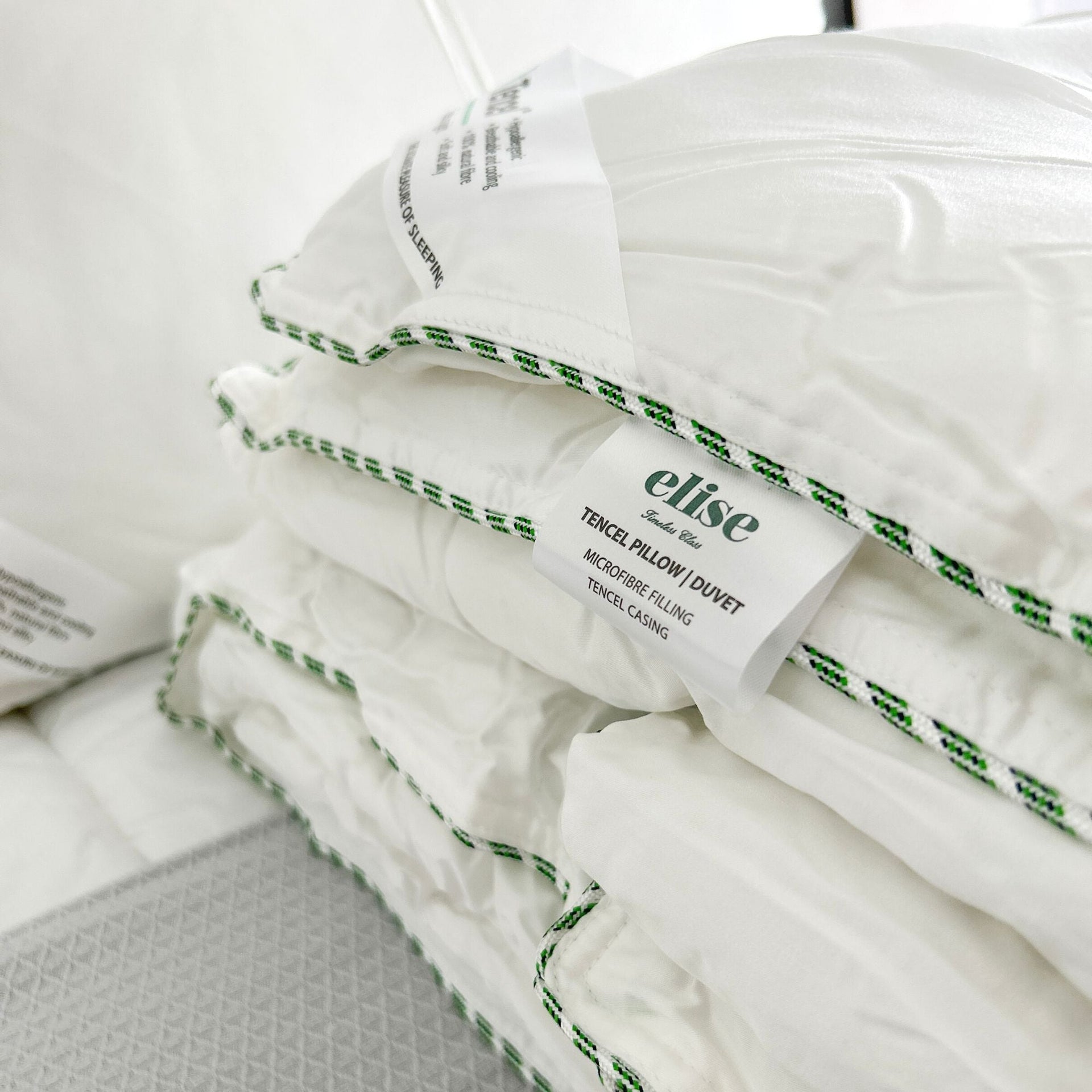 Tencel Duvet + 2 Tencel Microgel Pillow Bundle