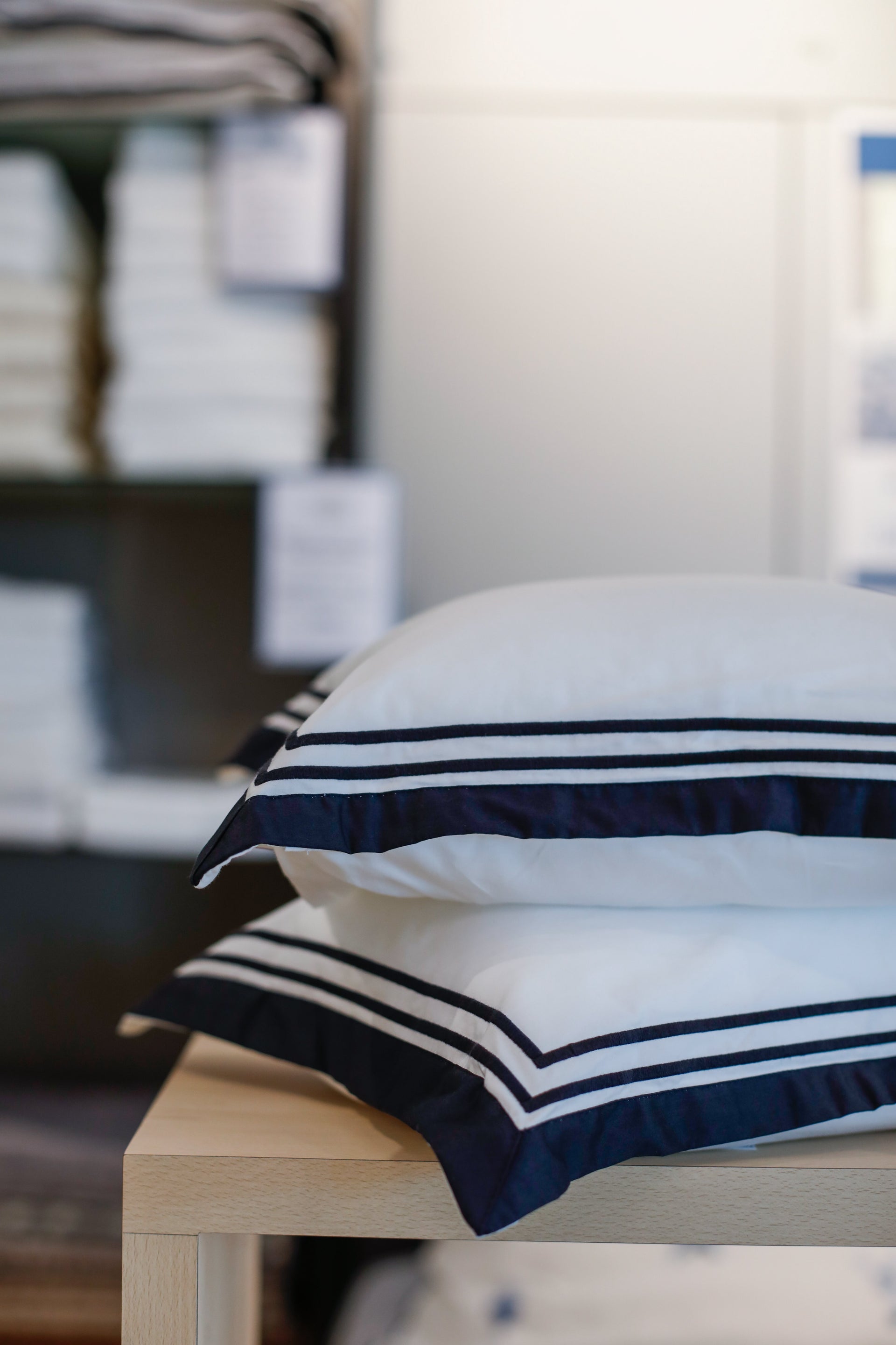 elise: 1200TC Egyptian Cotton Tre Misto Inclusive of Duvet Cover Set - Infinity