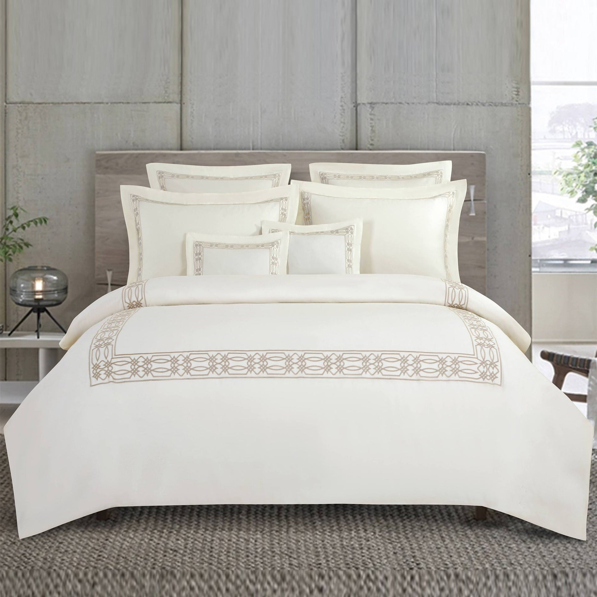 elise: 1200TC Embroidered Egyptian Cotton Set Inclusive of Duvet Cover - Eastern