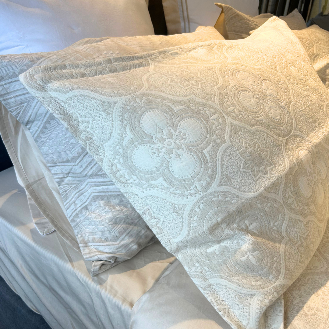 Milfield Jacquard Matelassé Bedspread