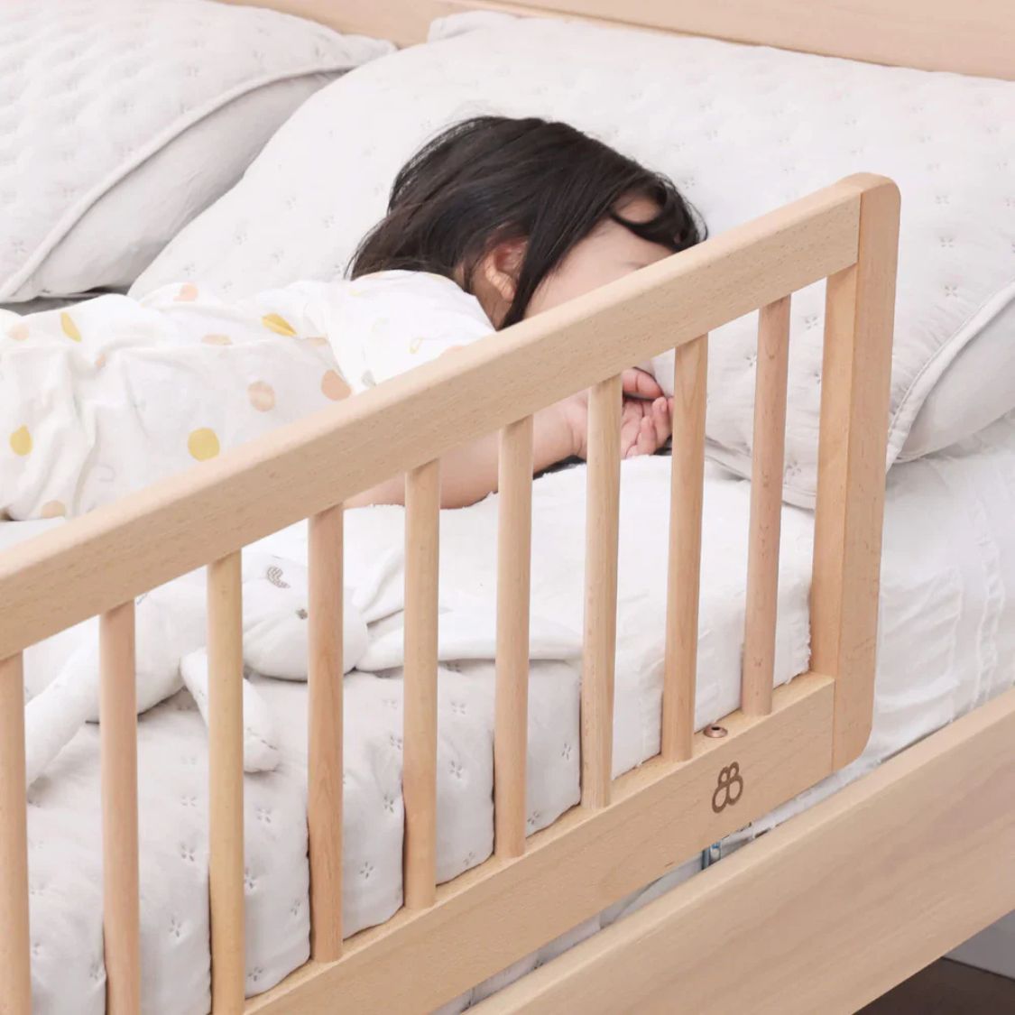Kids' Bed Guard Panel