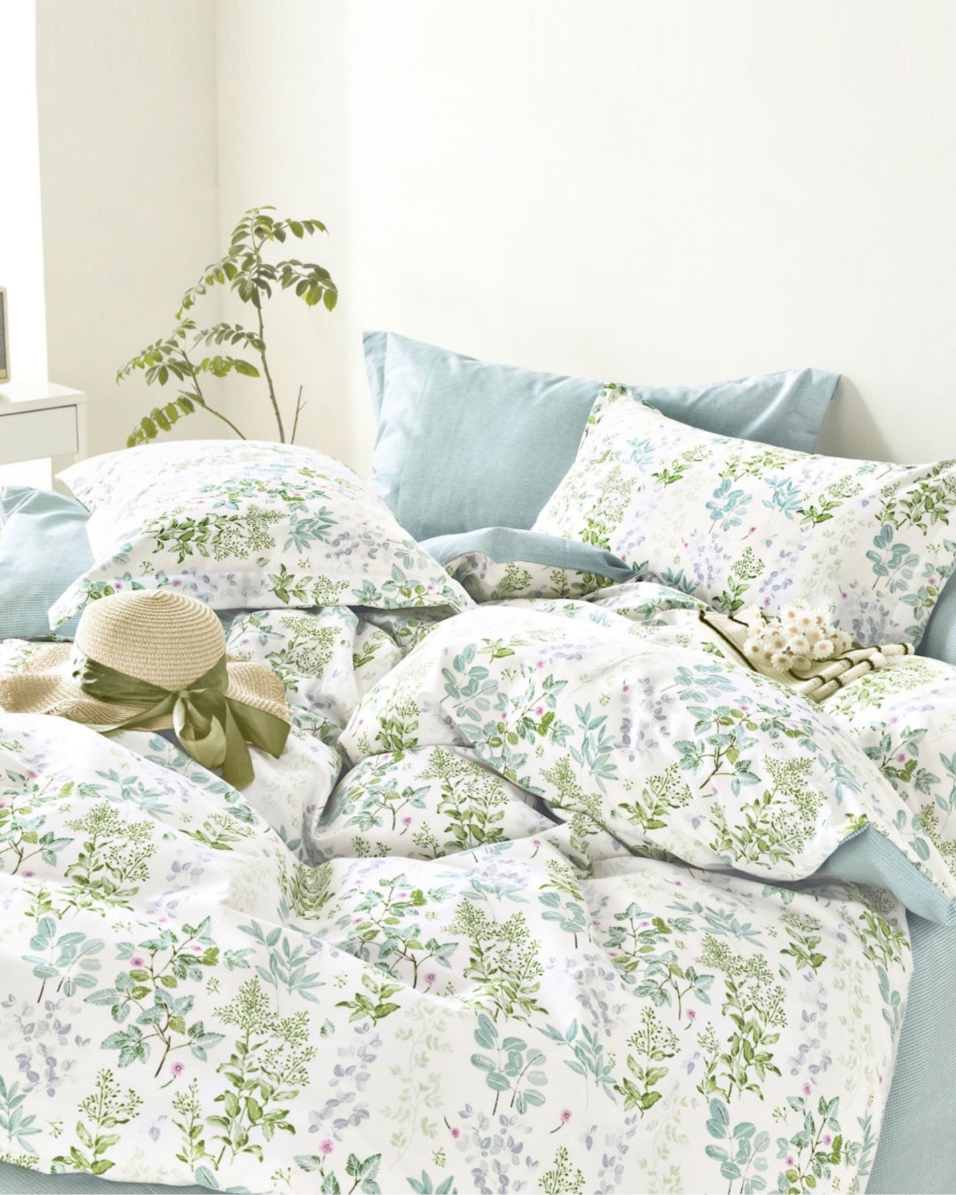 elise: 100% Cotton 930TC Valencia Prints - Clover Duvet Cover Set (20% OFF on Pre-Order)