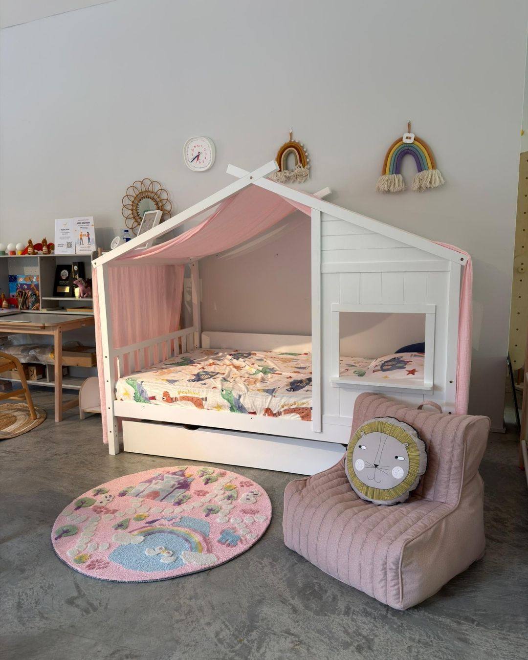 Neo Cottage Super Single Bed